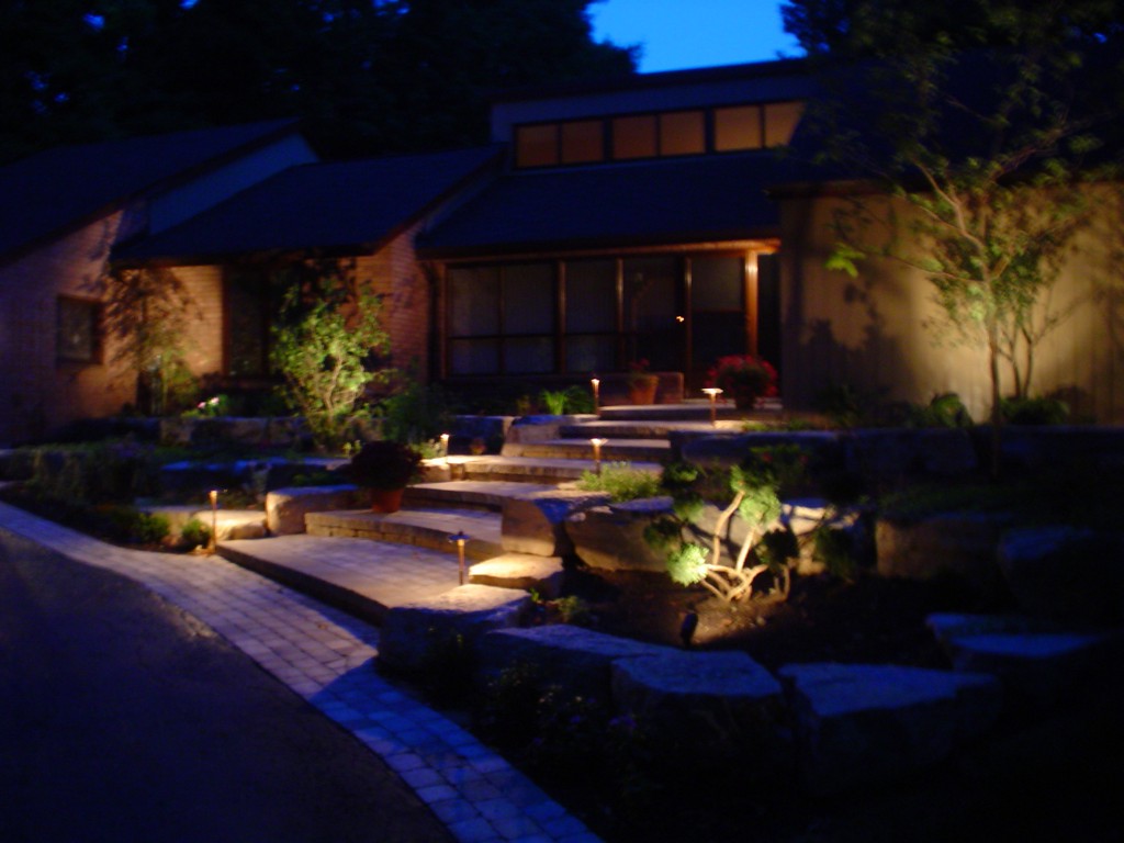 Best Patio, Garden, and Landscape Lighting Ideas for 2014 - Qnud